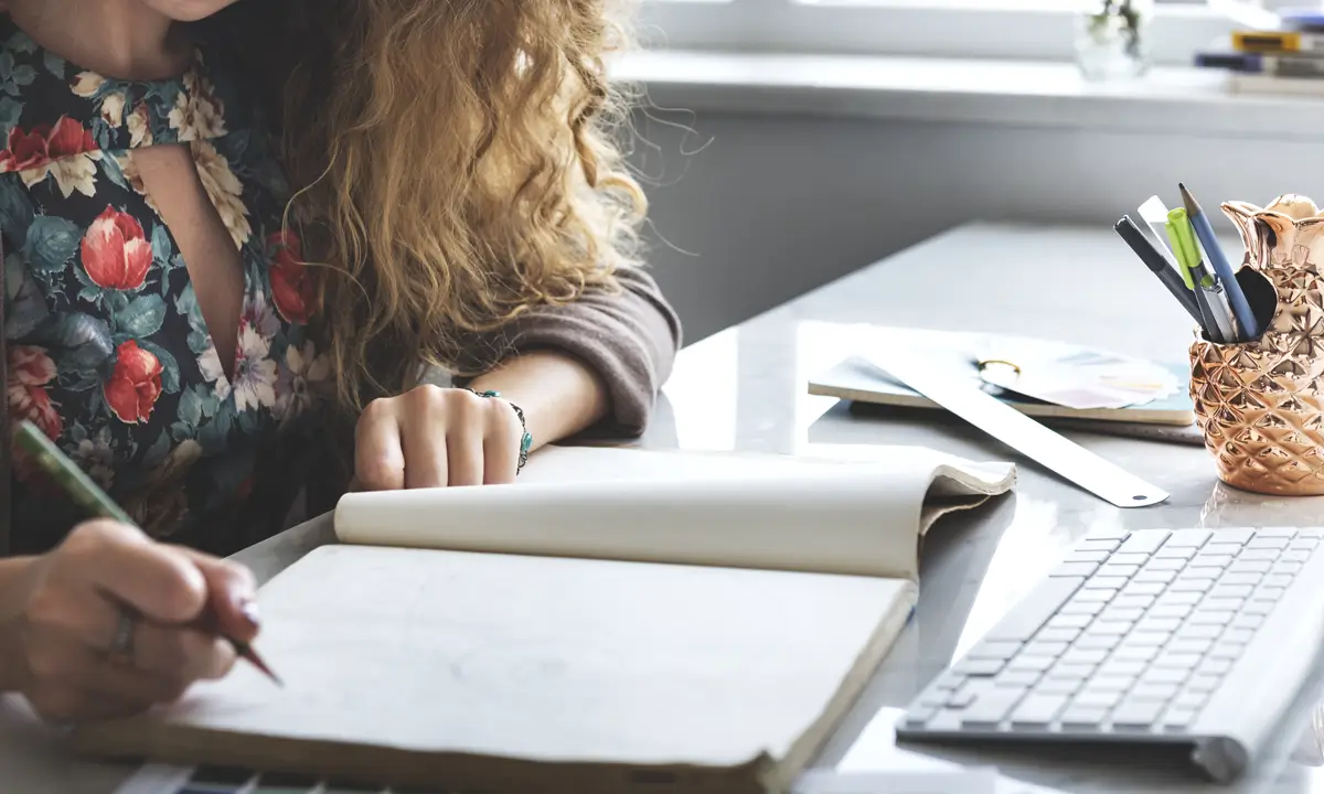 Insegnante Madrelingua a Roma mentre fa Lezione di Inglese